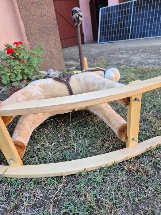 Căluţi balansoar JUMBO  din lemn