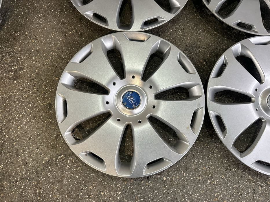 Тасове 16 цола оригинални Форд