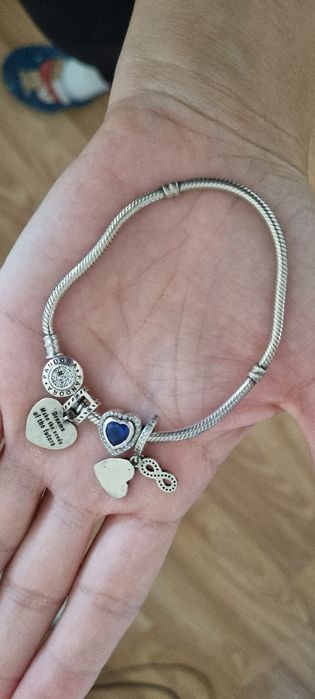 Продам браслет серебро