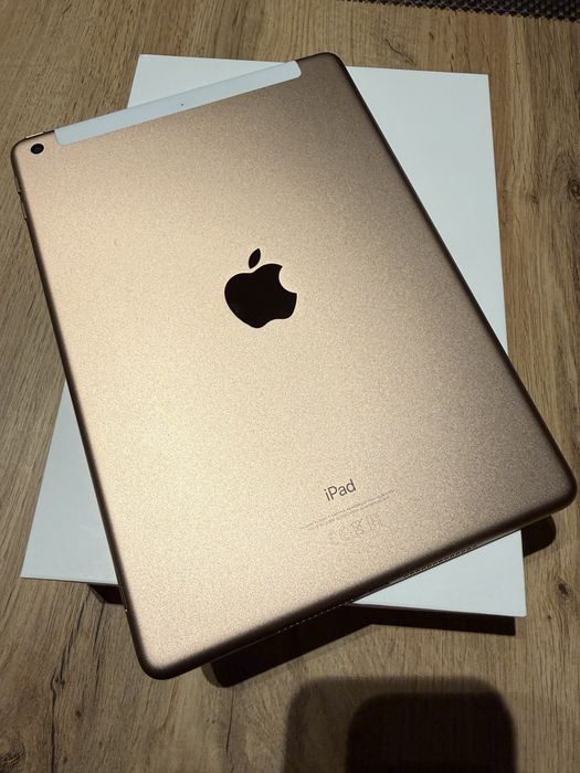 Ipad generatia a 6 a Wifi+Cellular 128 gb Rose Gold