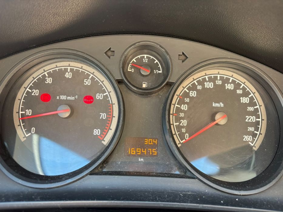 Opel astra H 2004 90 hp