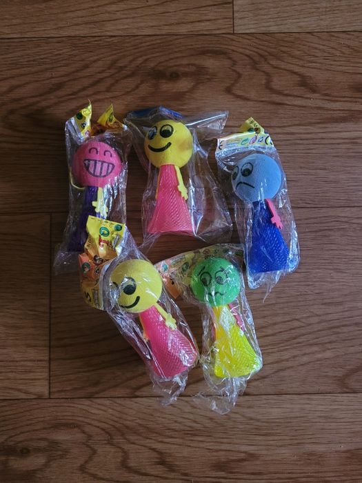 Игрушки прыгающие Смайлики