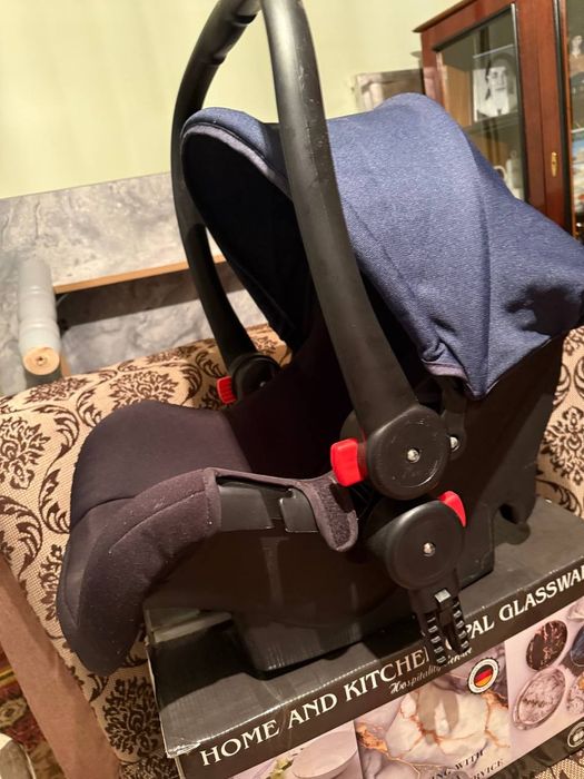 Детское автокресло