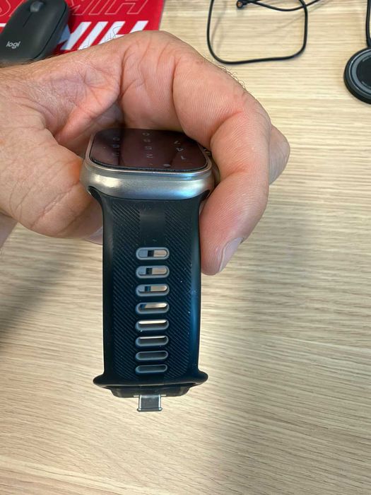 Apple Watch Ultra 2022 - 49 mm