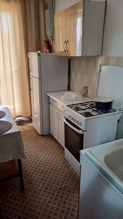 Nu rata! Parter 46 mp – 2 garsoniere + balcon 7m, geamuri tripan