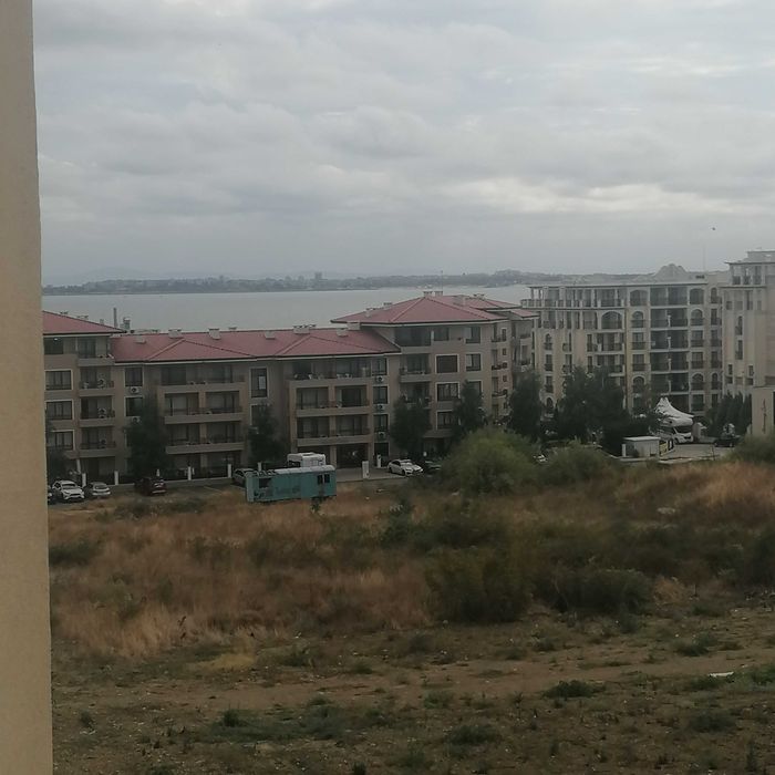 Дава се под наем Двустаен апартамент в Свети Влас - 77 кв.м за 350 € - Снимка #3