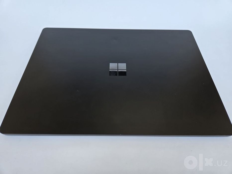 Microsoft surface 5 13.5