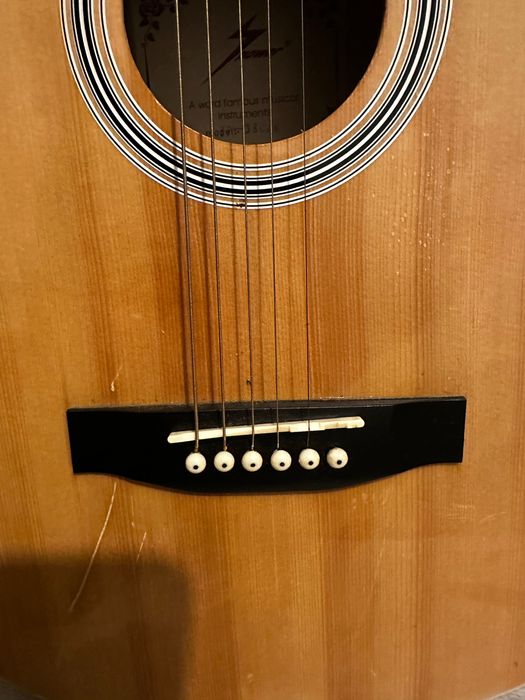 Акустическая гитара Yamaha