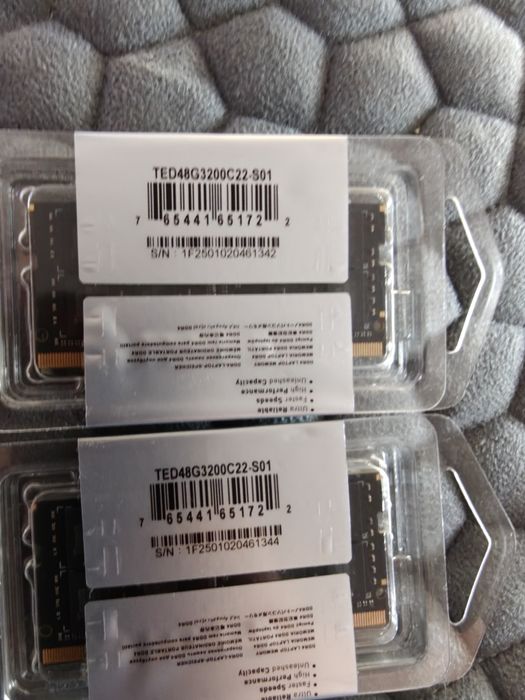 Продам ОЗУ ddr4 по 8гб