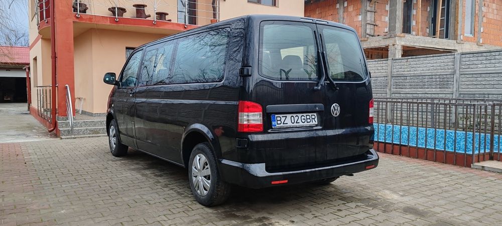 Vând/schimb Transporter T5 8+1 locuri