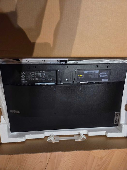 Монитор 21.5" Lenovo ThinkVision S22e-20 - 2 броя, или по отделно