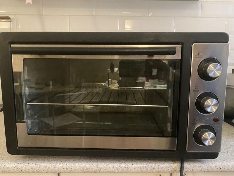 Продается печь духовка