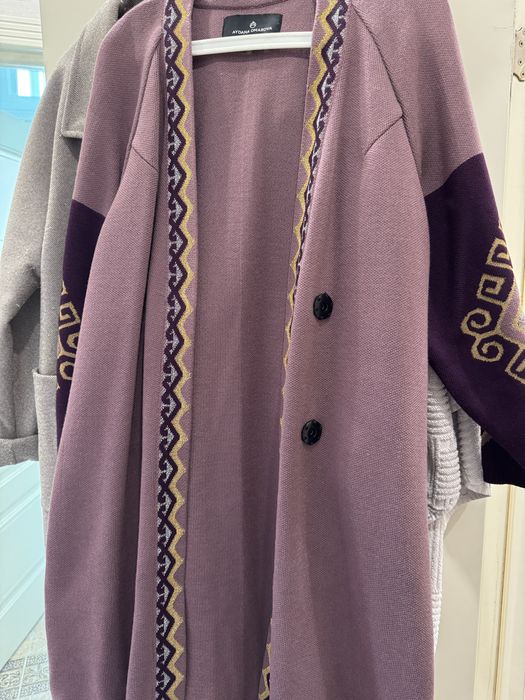 Продам пальто вместе с кардиганом