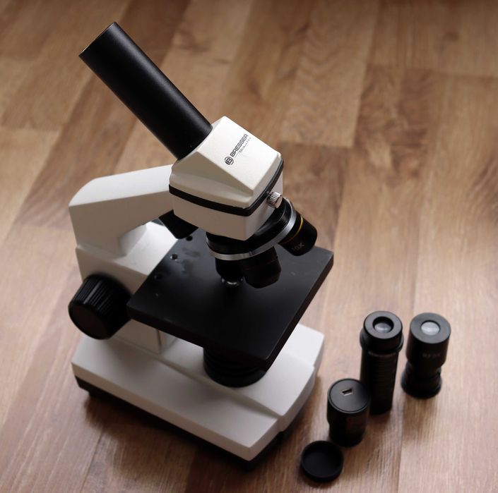 Микроскоп Bresser Biolux NV 20x-1280x