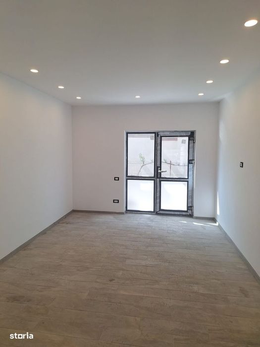 Casă 3 camere/Parter/COM.BERCENI/COMISION 0%