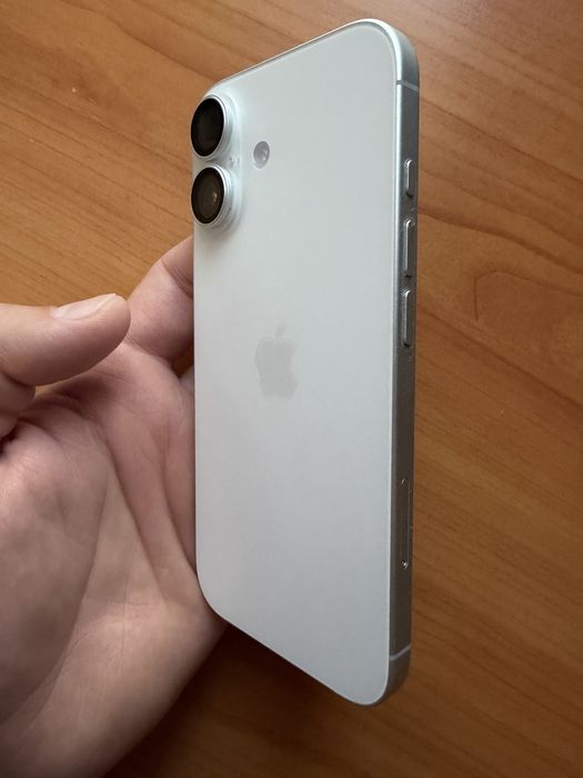 Iphone 17 на гарантии