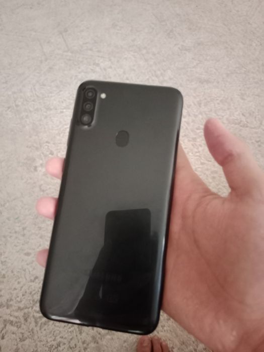 Телефон Samsung A11