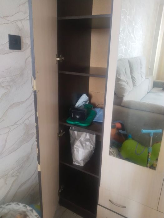 Продам шкаф в нормальном состоянии