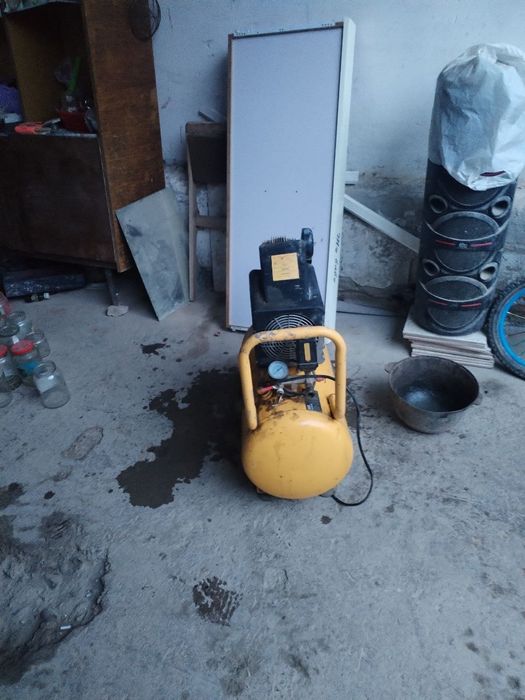 Продаётся компрессор 50 лтров в  рабочем состоянии