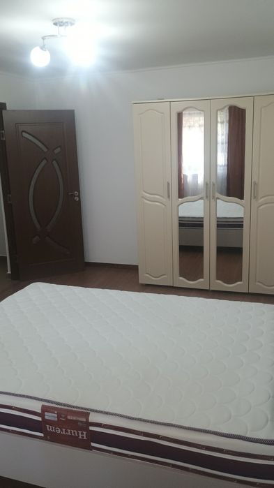 Închiriez Garsoniera