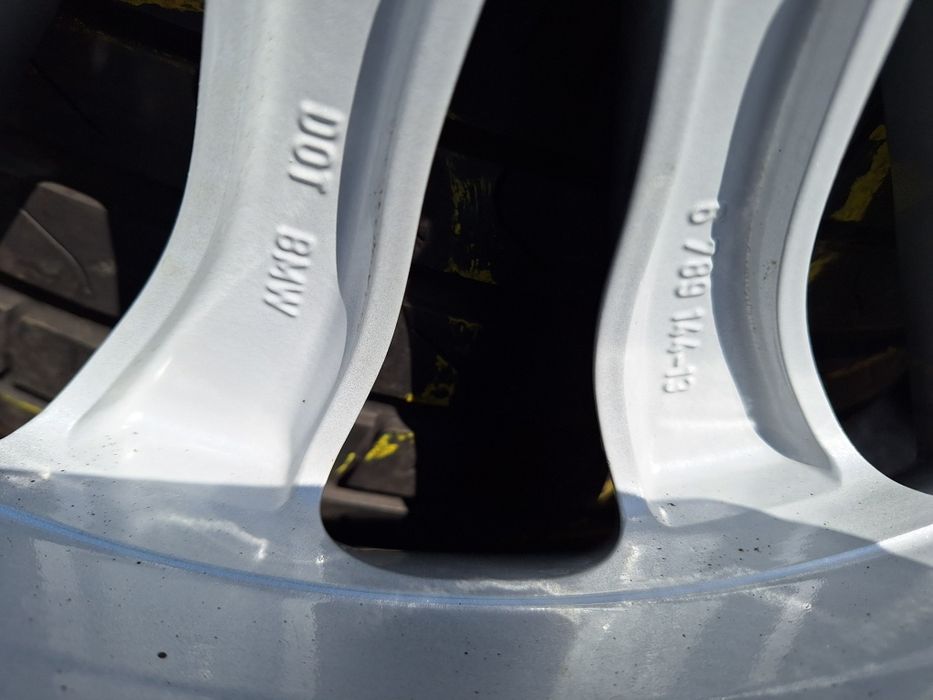 BMW-с датчици-18цола-5/120-ЕТ-30-Ж-8-с гуми-оригинални