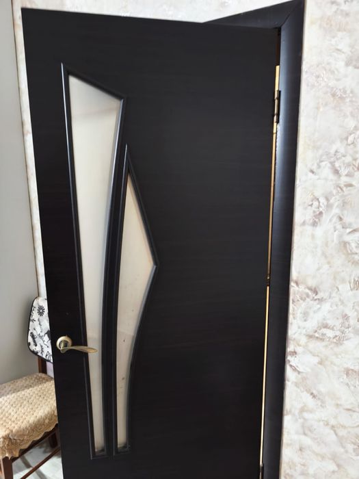 Продам двери в связи с ремонтом