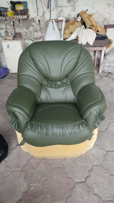 Рестоврация  мягкой мебели  предоставим. Аброзцы  ткани