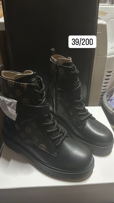 Дамски оригинални боти/ботуши guess