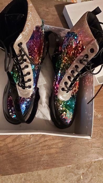 Дамски  боти с паети