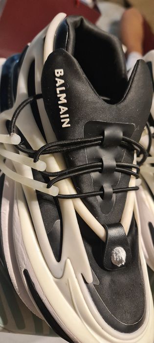 Adidași balmain unicorn ofertă