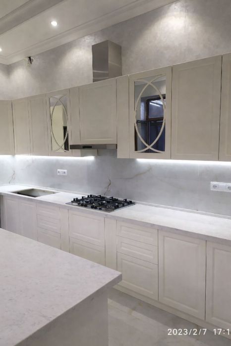 Корпусная мебель, шкафы, кухни, спальни, Межкомнатные двери.