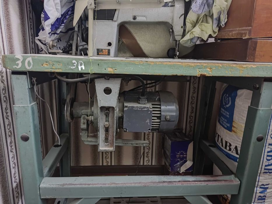 Швейное машина работает 97 А