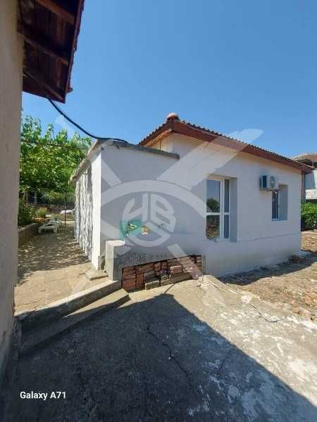 Къщи в гр. Среден