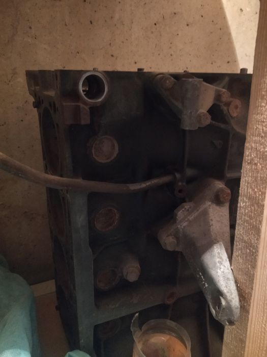 Запчасти Мерседес w124 .230 Е , w 201 , 190 E