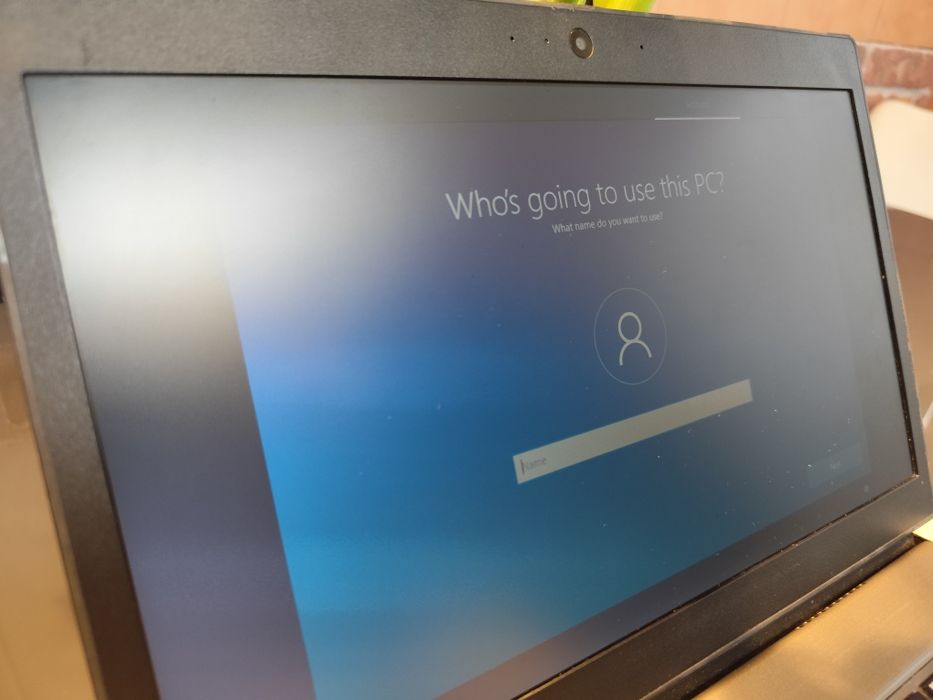 Laptop Toshiba Satellite  Z30-B-100 (Core i5, 8GB RAM, SSD) - Ultra ușor + Încărcător