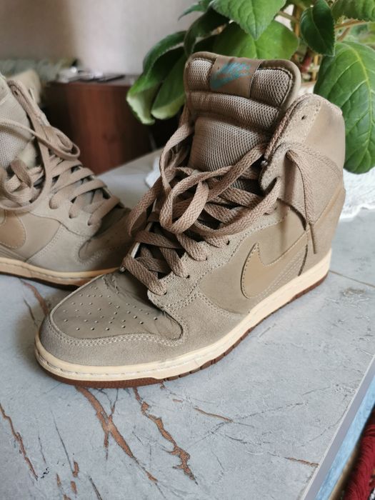 Кроссовки фирмы Nike оригинал