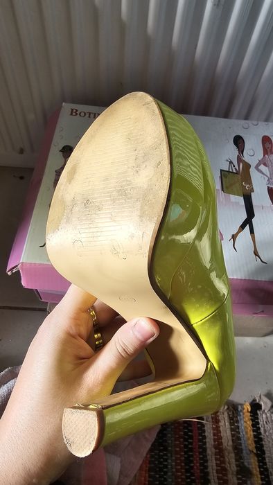 Pantofi superbi*