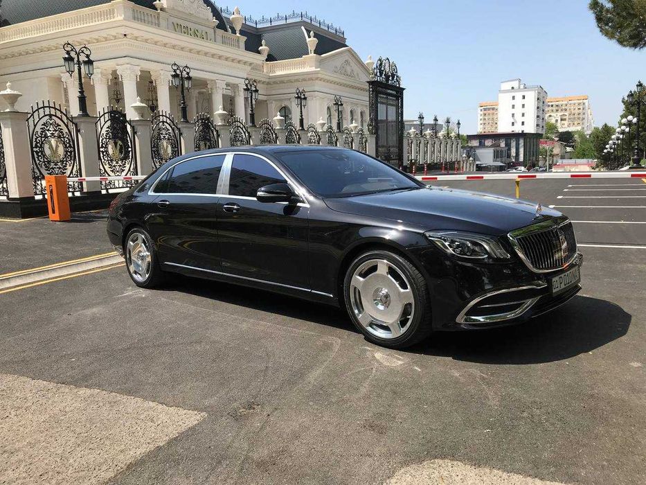 Mercedes-Benz S-Class Maybach