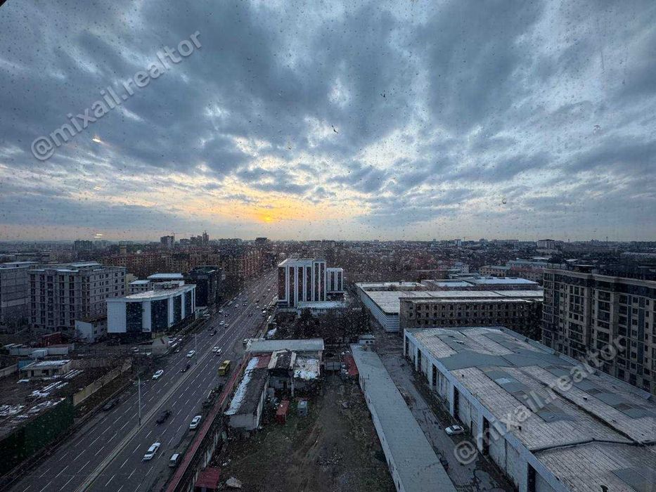 Сдается Офис, 40 м², с ремонтом, БЦ Piramit Tower (87648)