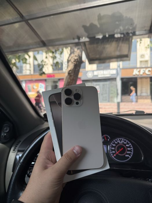 iPhone 16 Pro Max  256Gb  94% Yomkost