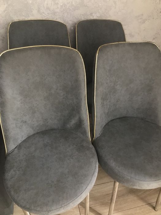 Стулья для кухни 4 штуки