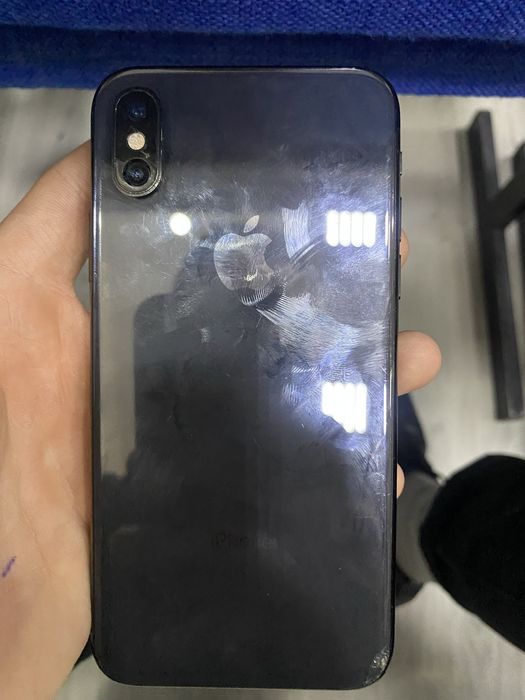 Продам айфон