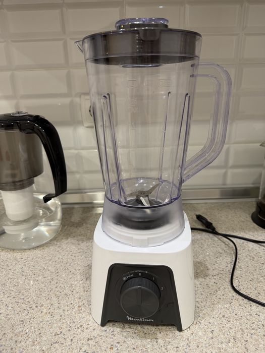 Блендер Moulinex LM-2С