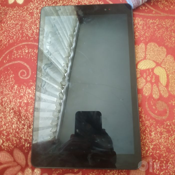 HUAWEI прадаётся