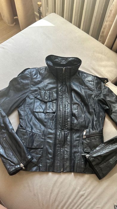 Продам кожанную куртку!!!