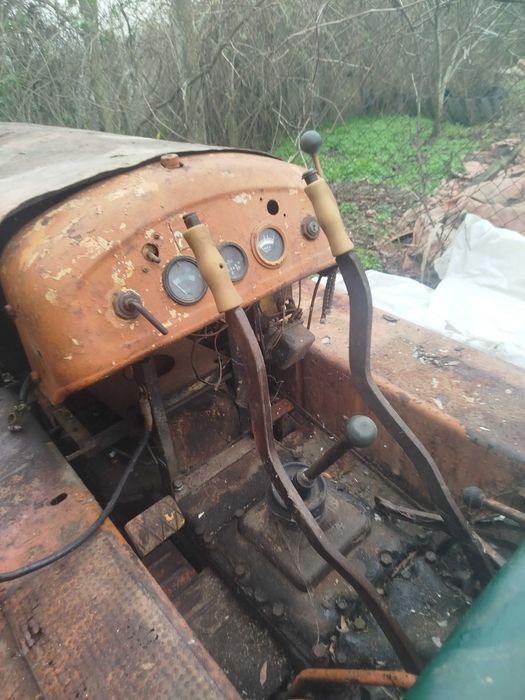 ТЛ-30 Верижен трактор