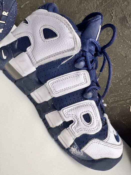 Nike air more uptempo