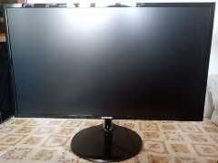 Неупотребяван монитор Samsung S27F350FHUXEN –27" Full HD LED IPS, Slim