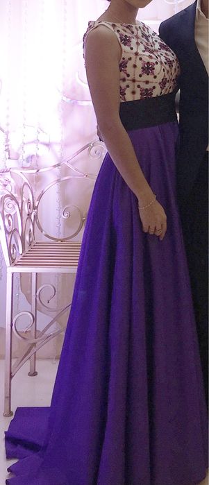 Вечернее платье