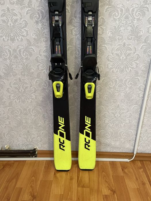 Schiuri 160 cm fischer xtr  skiuri adulti